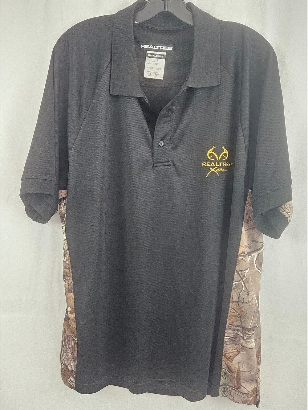Realtree Xtra Men's Black and Camo XL Polo Shirt,